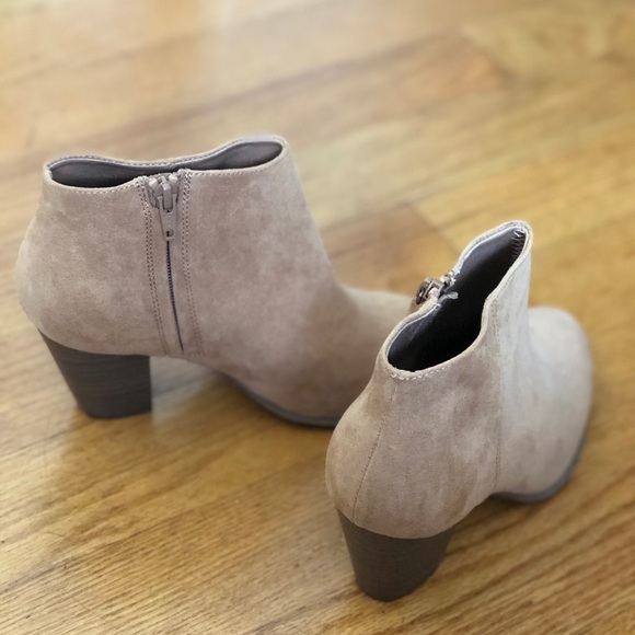 Sueded Block-Heel Booties for Women - Picture 2 of 7